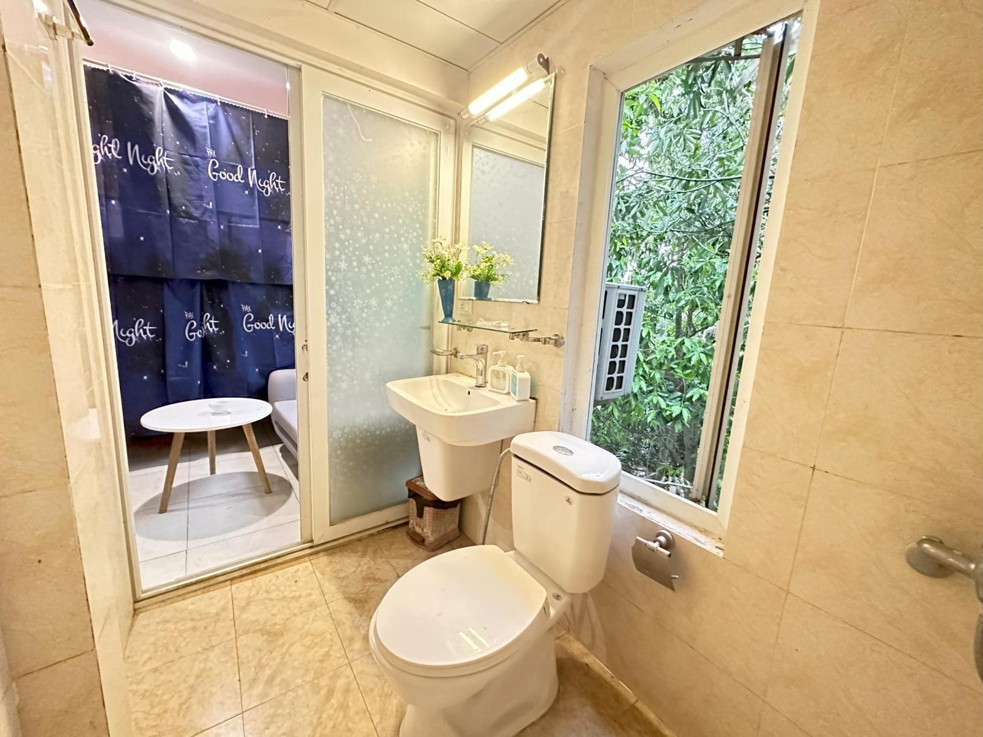 The Lakeview - West Lake Lotus Apartments Ханой Екстериор снимка